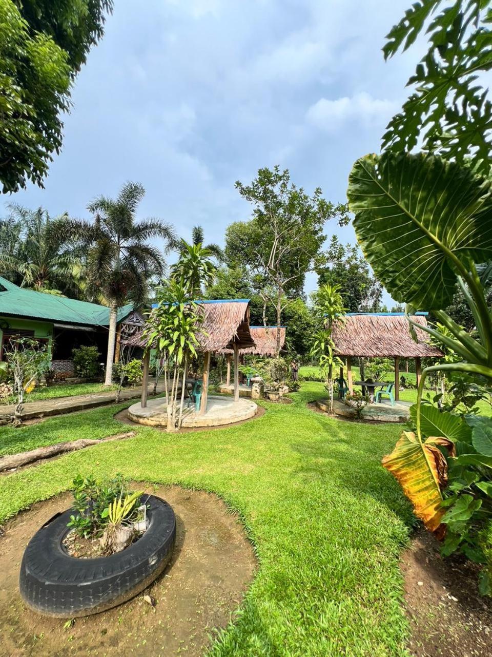 Wisma Batu Mandi Букит Лаванг Екстериор снимка